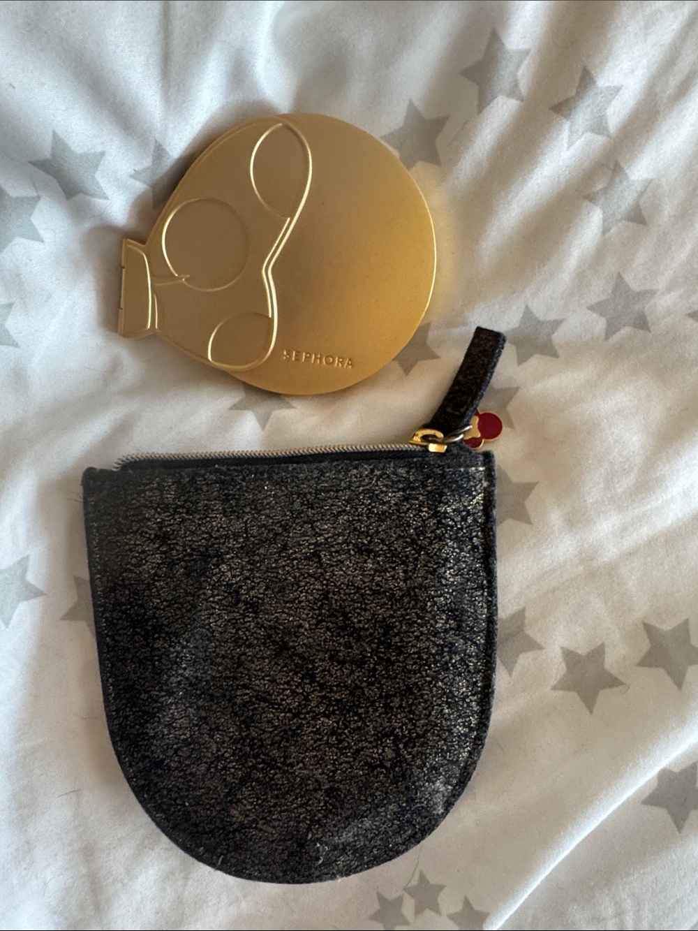 Sephora Minnie bow mirror